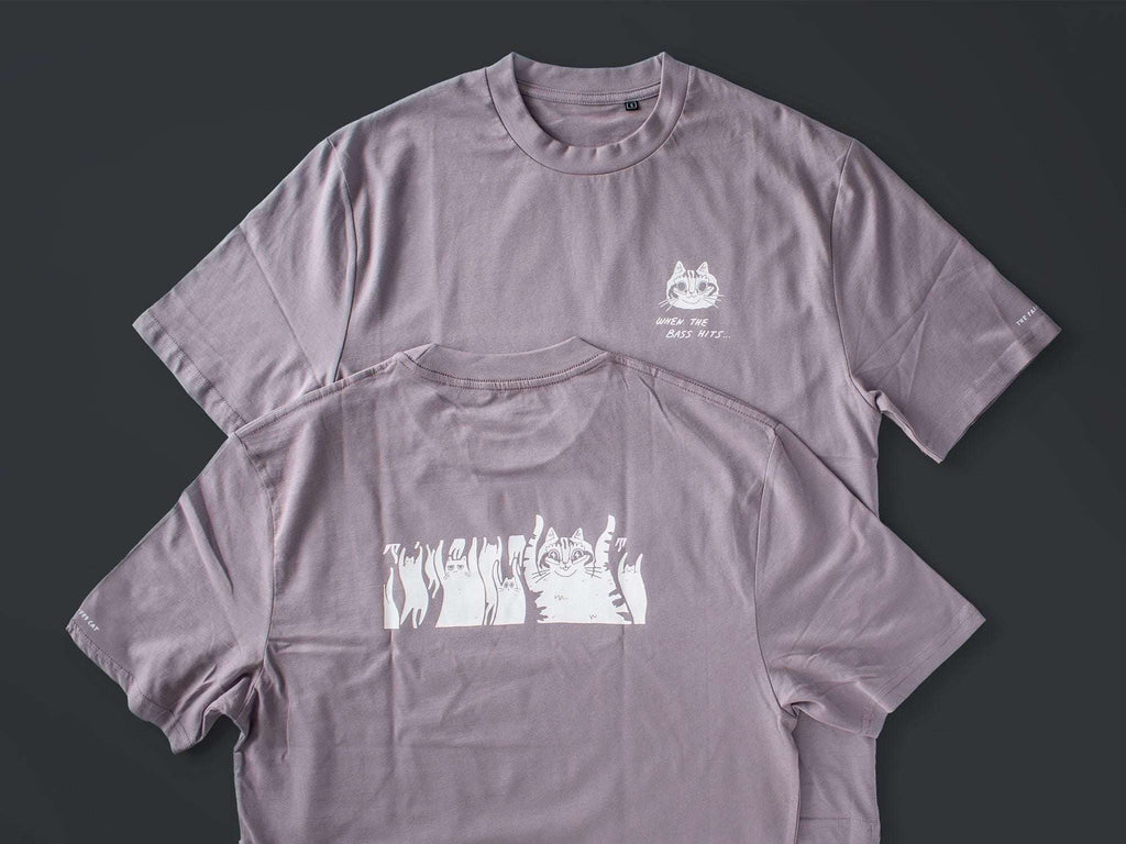 When the bass hits oversized t-shirt | Hand screen printed on dusty llilac 100% cotton tee with front and back print of cats raving