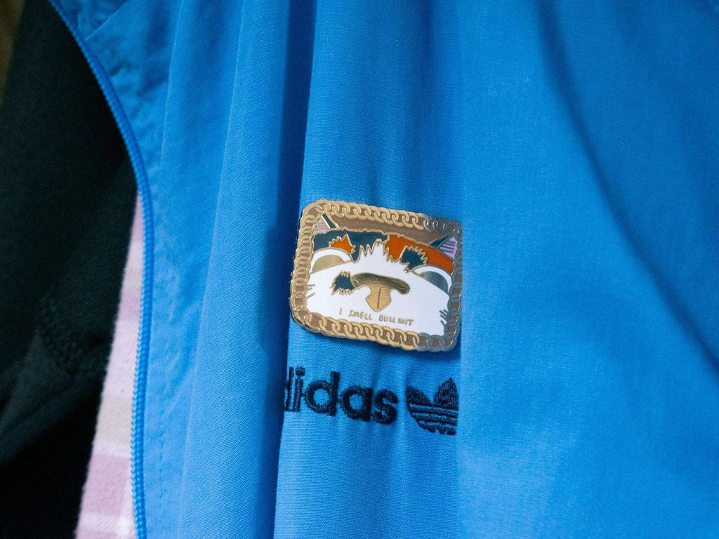 I smell bullsh1t Cat Enamel Pin | Gold plated brooch with a calico cat sniffing out the truth