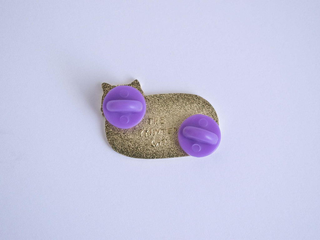 Golden Cat Loaf Enamel Pin | Gold plated brooch with a cat sitting as loaf